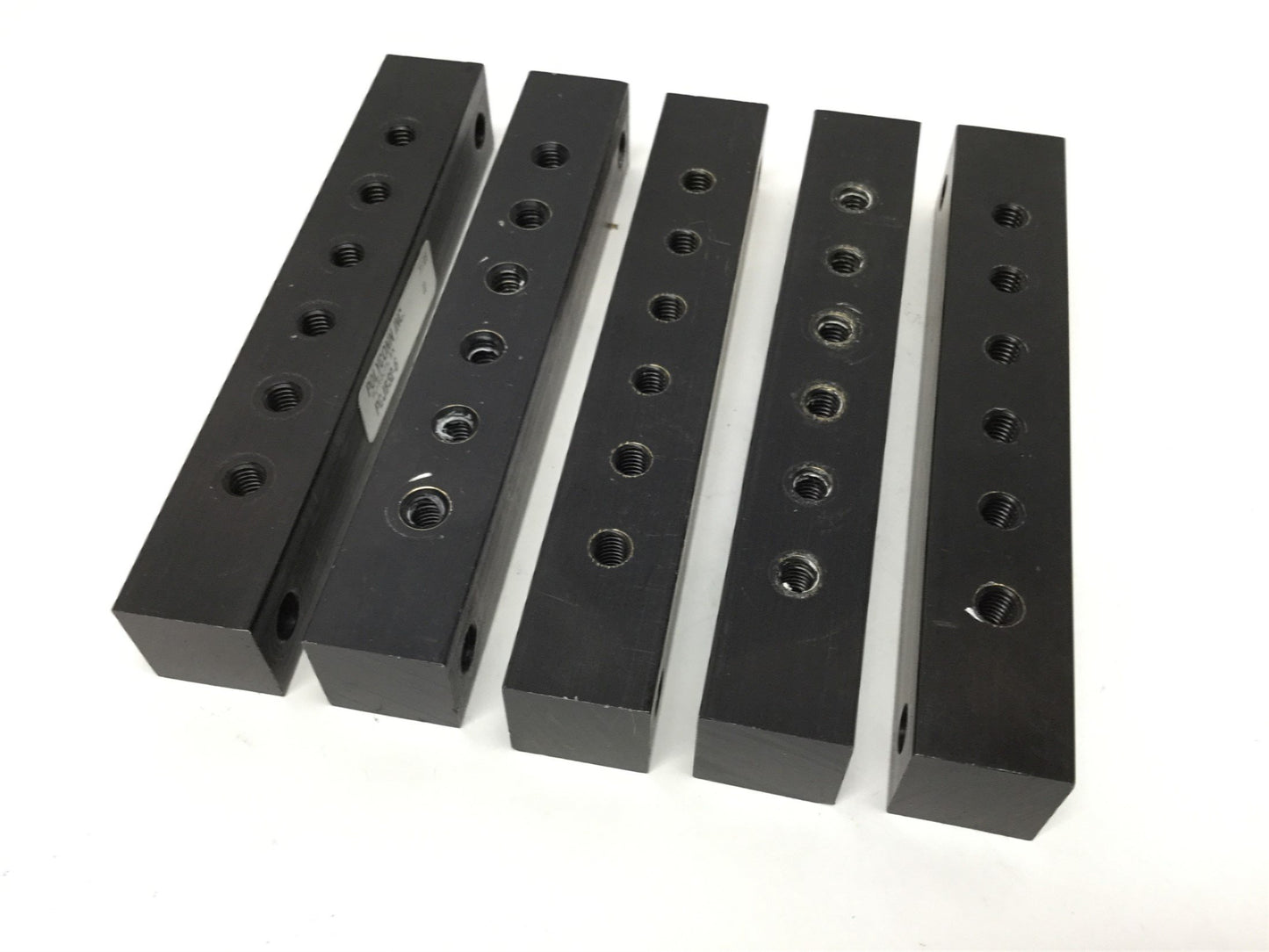 Used Lot of 5 Pneumadyne JB32-6 Junction Blocks, 6-Station, Port Thread: 10-32