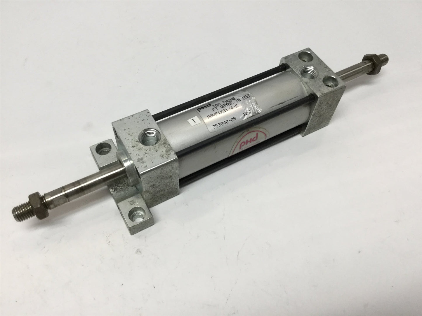 Used PHD DAVF1X21/4-E Pneumatic Double Rod Cylinder, 1" Bore, 2-1/4" Stroke, 1/8"NPT