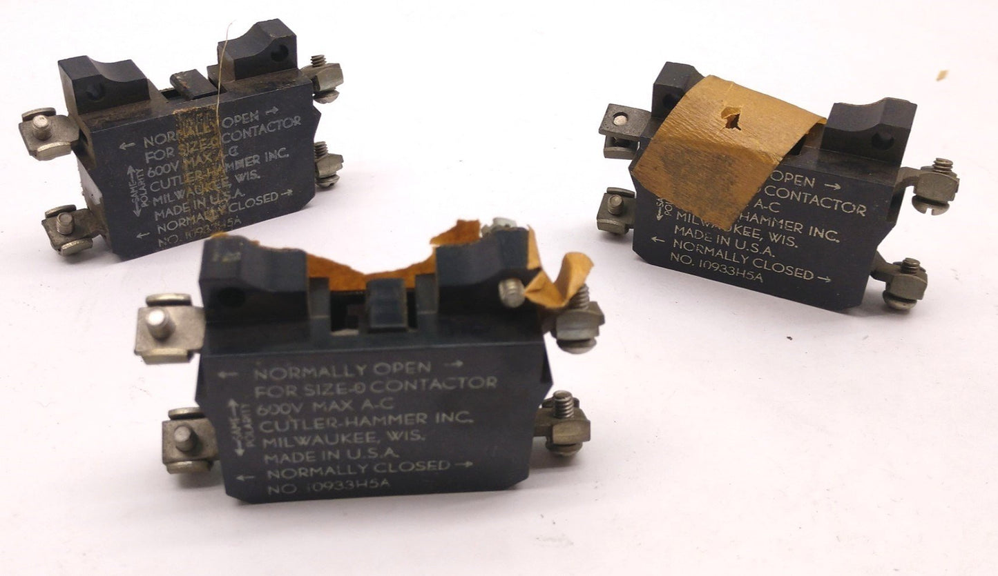 New – Open box Lot of 3 Cutler-Hammer 10933H5A Auxiliary Contacts For Size 0 Contactor