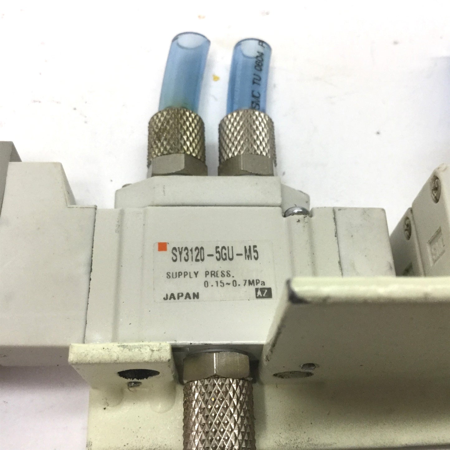 Used Lot of 3 SMC SY3120-5GU-M5 Solenoid Valves, Voltage: 24VDC, Pressure 0.15-0.7MPa