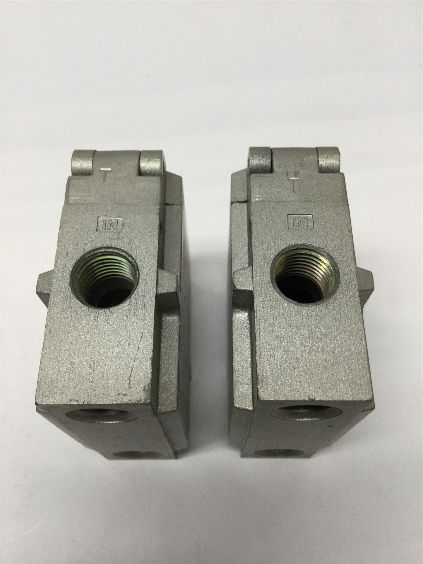Used Lot of 2 SMC NZFA200-T02 Vacuum Suction Filters 1/4NPT, -100 to 0 kPa, 30µm