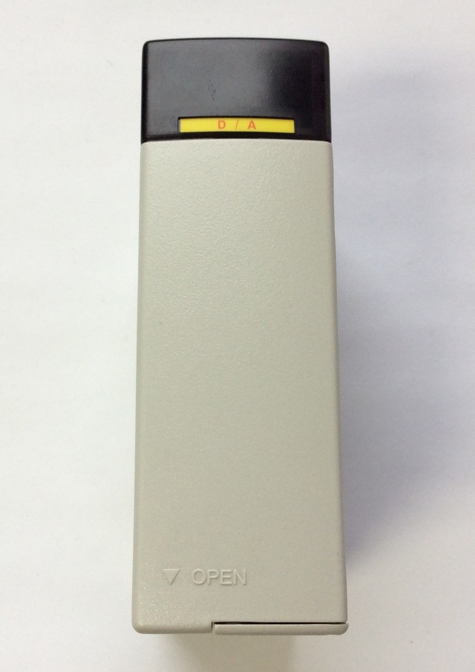 Used Cutler Hammer D32LTAOM210V PLC Analog Output Module, 2 Channel, 0-10V