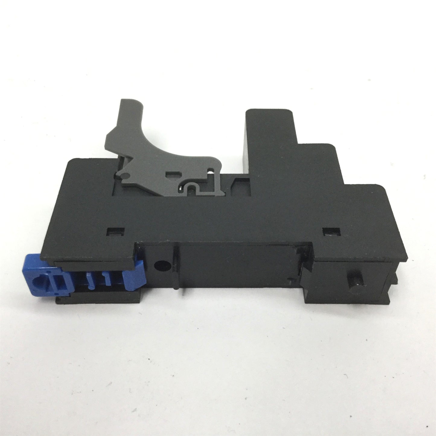 Used Lot of 7 Idec SJ1S-07L Relay Socket Base, Rating: 250V 12A, DIN Rail Mounting