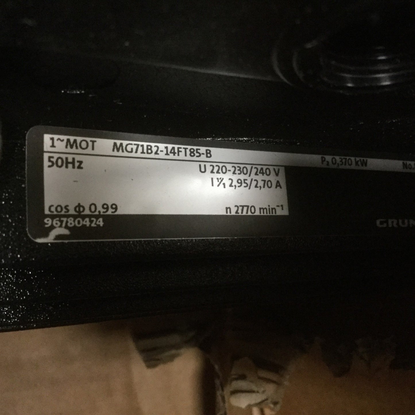 New – Open box Grundfos CRN1-2 A-CX-G-E-HQQE Stainless Centrifugal Pump & Motor .37kW 230V 50HZ