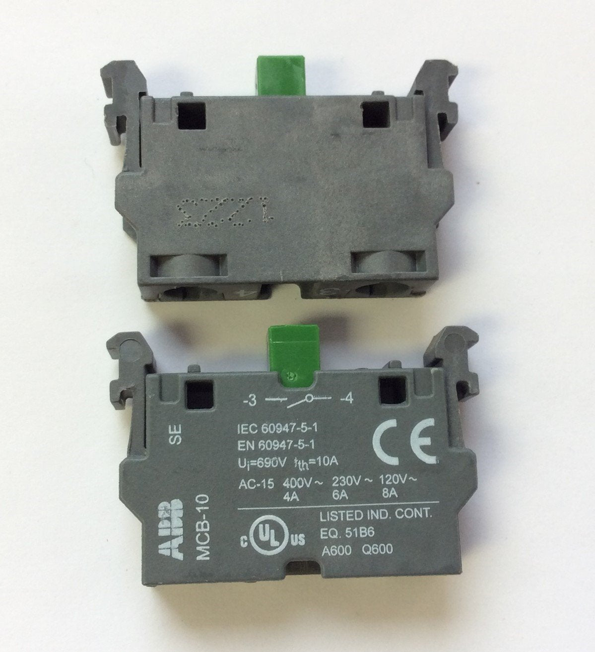 New – Open box Lot of 2 ABB LED Illuminated Selector Switch 3-Pos Maintained/Momentary, Green