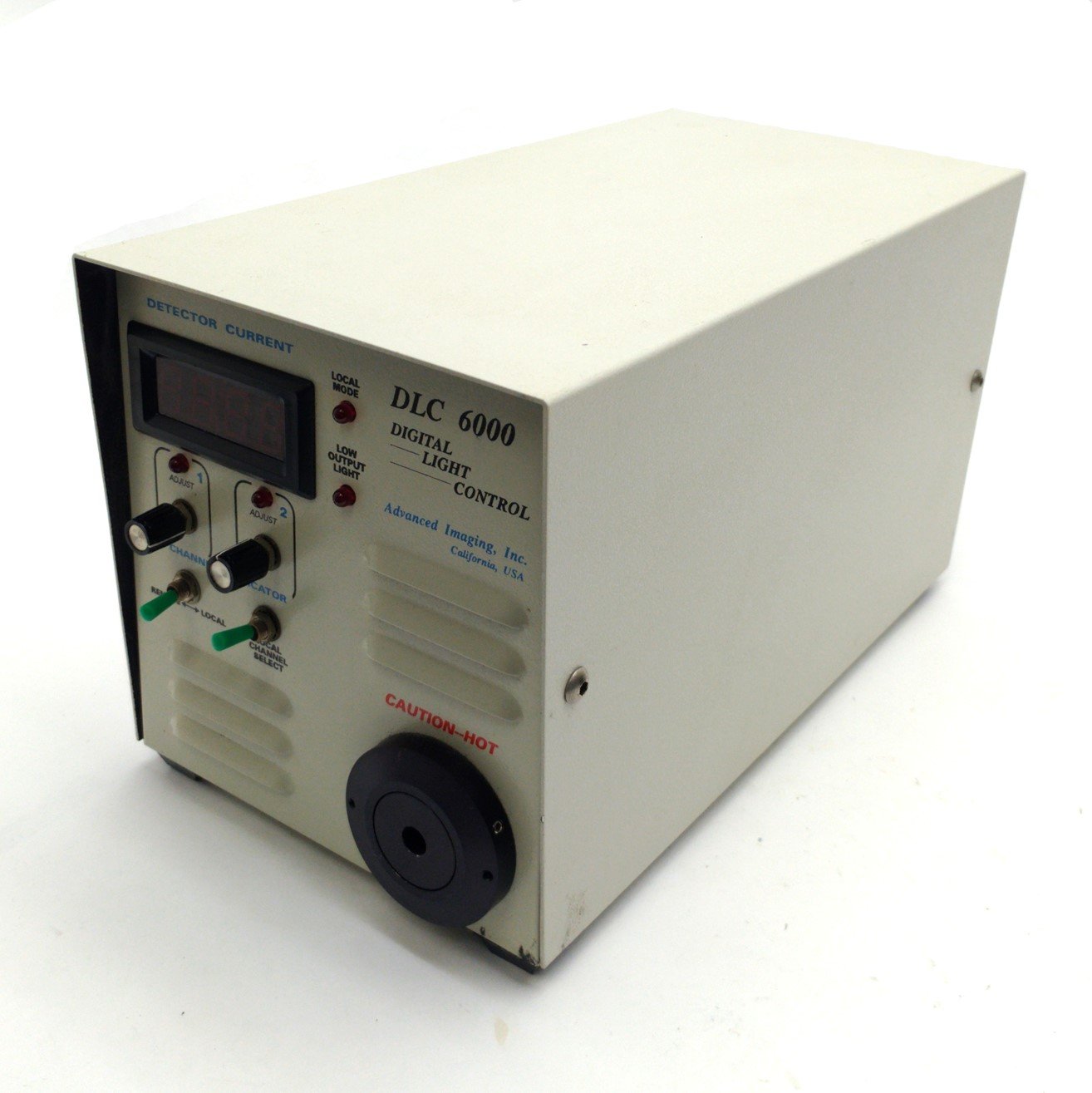 Used Advanced Imaging DLC-6000 Fiber Optic Light Source, 8mm Out, Current LCD, 115VAC