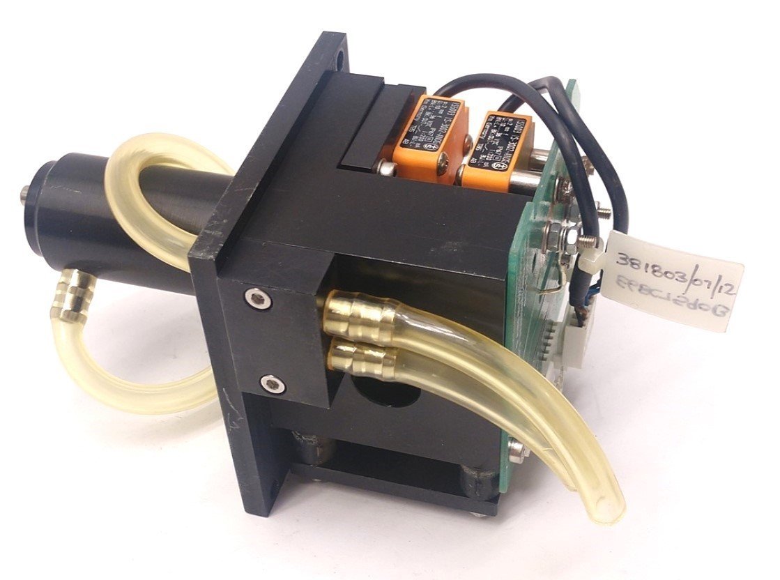 Used GSI Lumonics LTD E68C1391B Rev 5 JK 700 Laser Shutter Terminal Card & Beam Dump