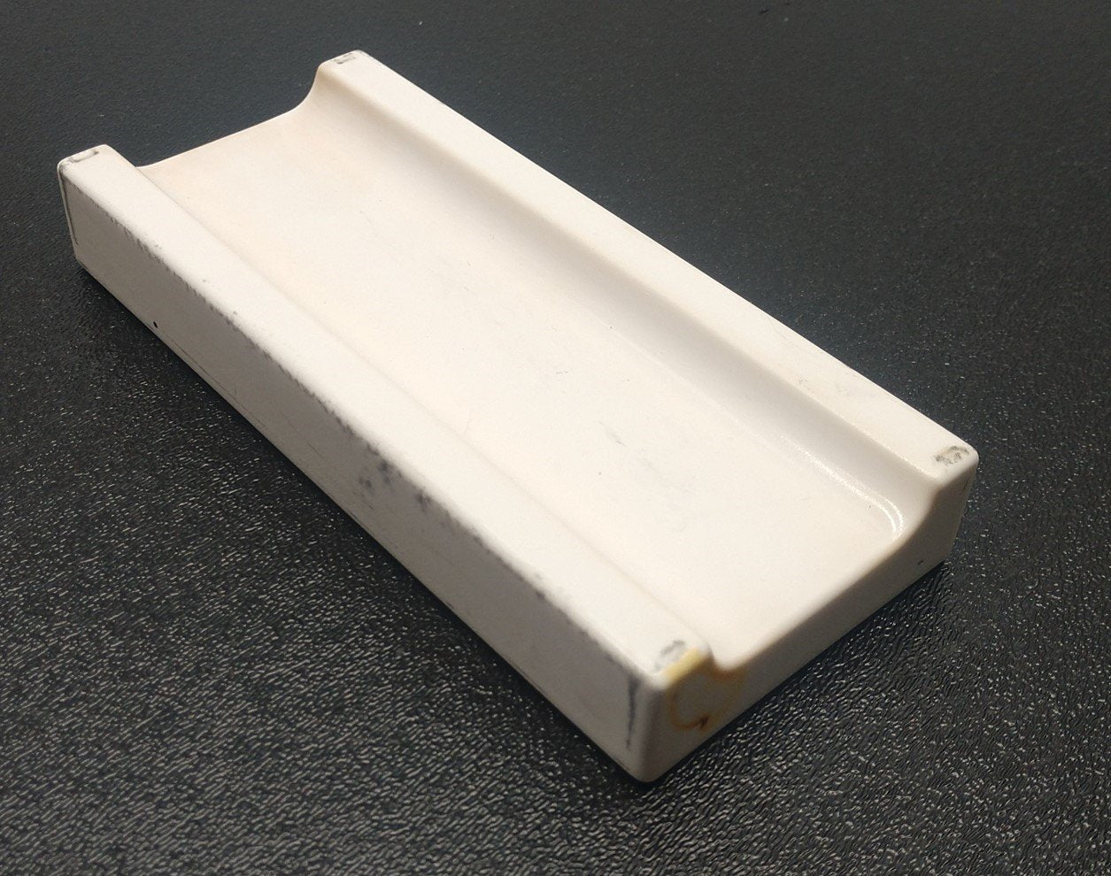 Used Lumonics JK-702/700 Pumping Chamber Porcelain Flash Bulb Tray 5-3/8"x2-3/8"x3/4"