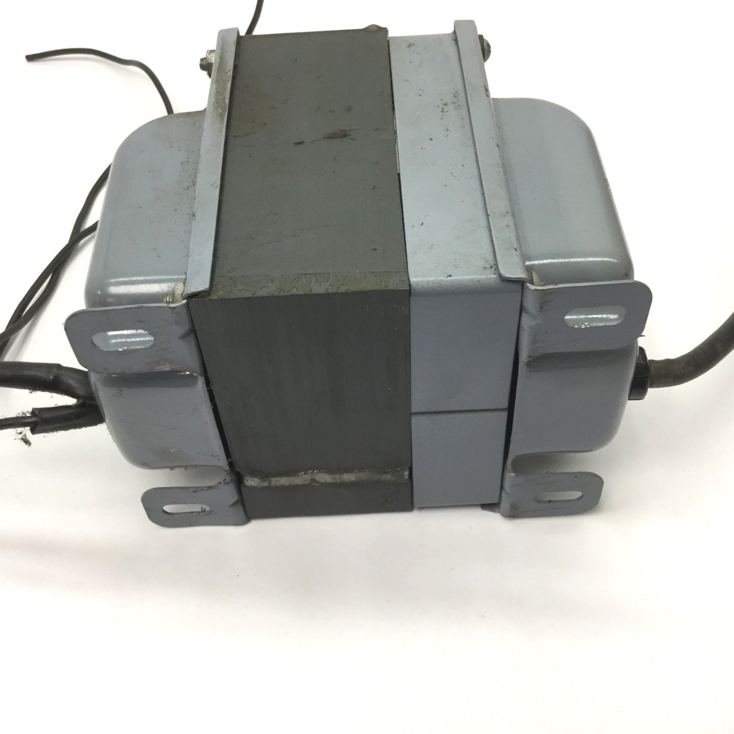 Used Triad-Utrad N-9M Stepdown Autoformer, Voltage: 230/115V, Rating: 1250VA