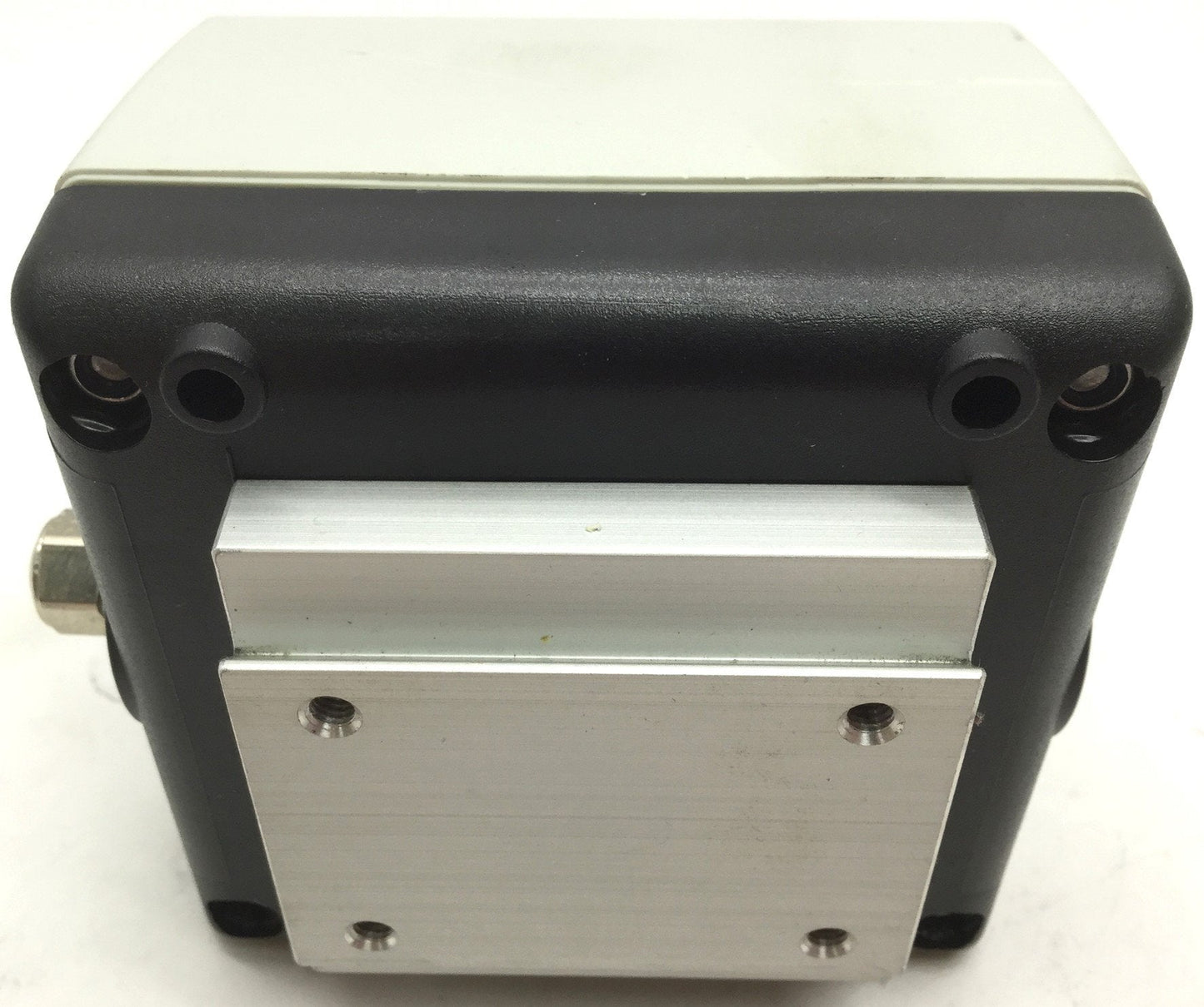 Used Siemens 3SB3 801-0DA3 Push Button Enclosure, Normally Open, Plastic, 3-6A 230V
