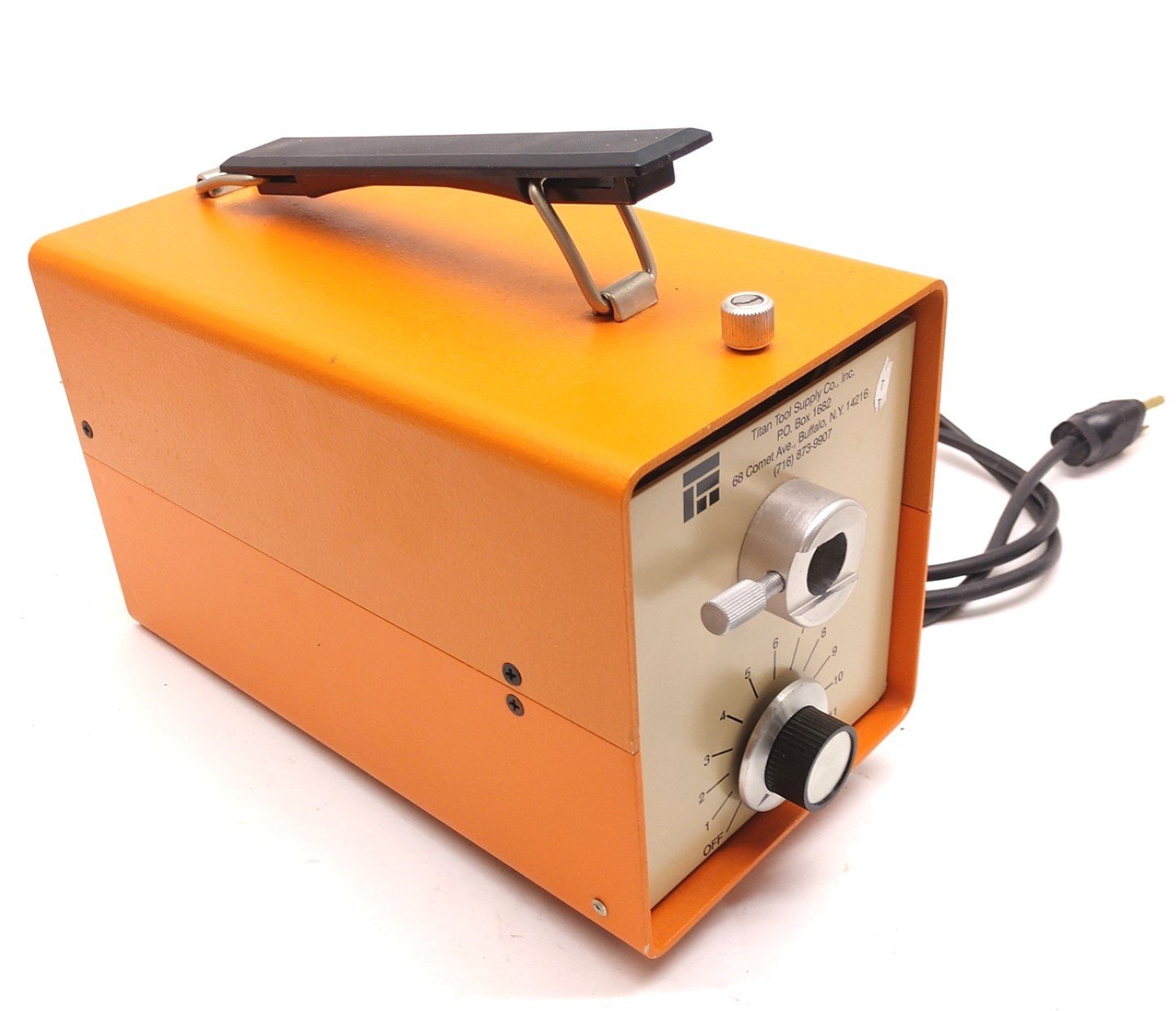 Used Titan Tool Supply F0-150 Optic Light Source, 150W, 115VAC, 3A