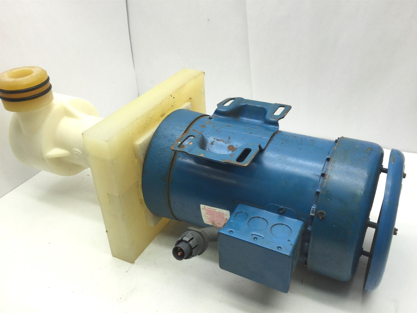 Used Penguin P-2B Vertical Pump & Motor, 208-230/460VAC, 2HP, 69' Head, 112GPM