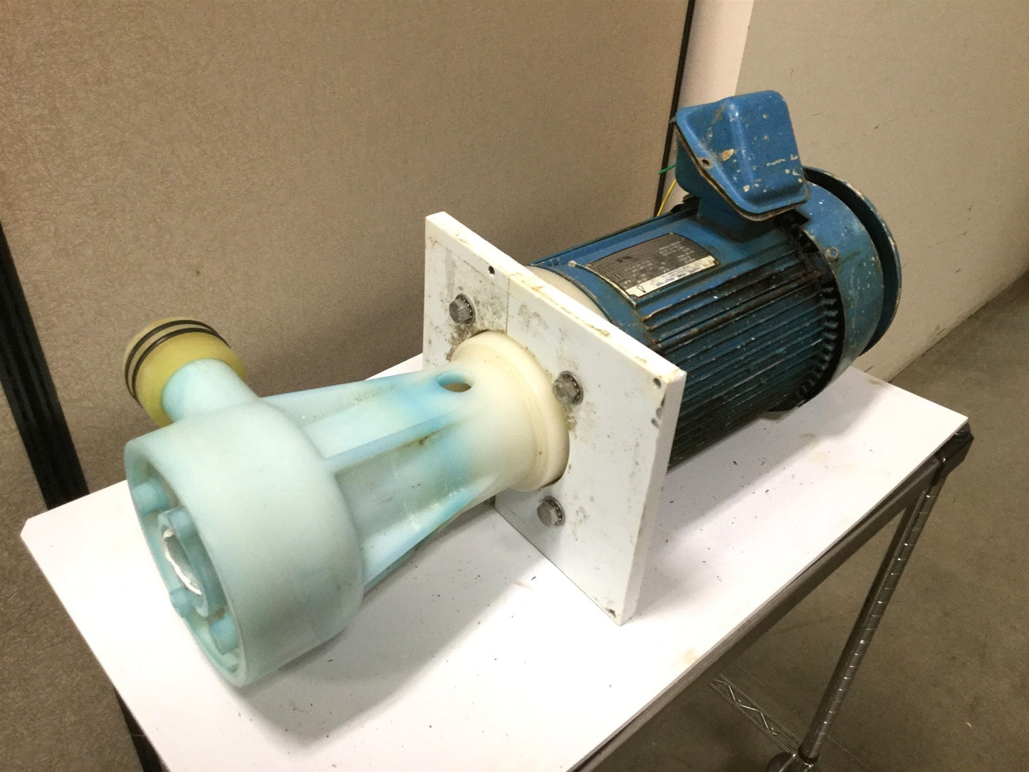 Used Penguin P-5C Vertical Pump & Motor, 172GPM, 5HP, 208-230/460V AC, 122' Head