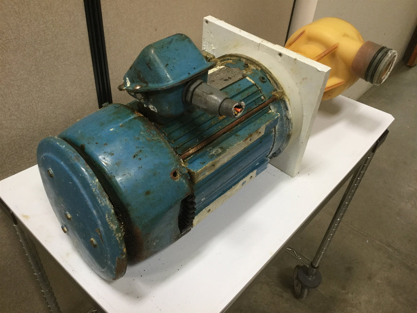 Used Penguin P-5B Vertical Pump & Motor, 172GPM, 5HP, 208-230/460V, 122' Head