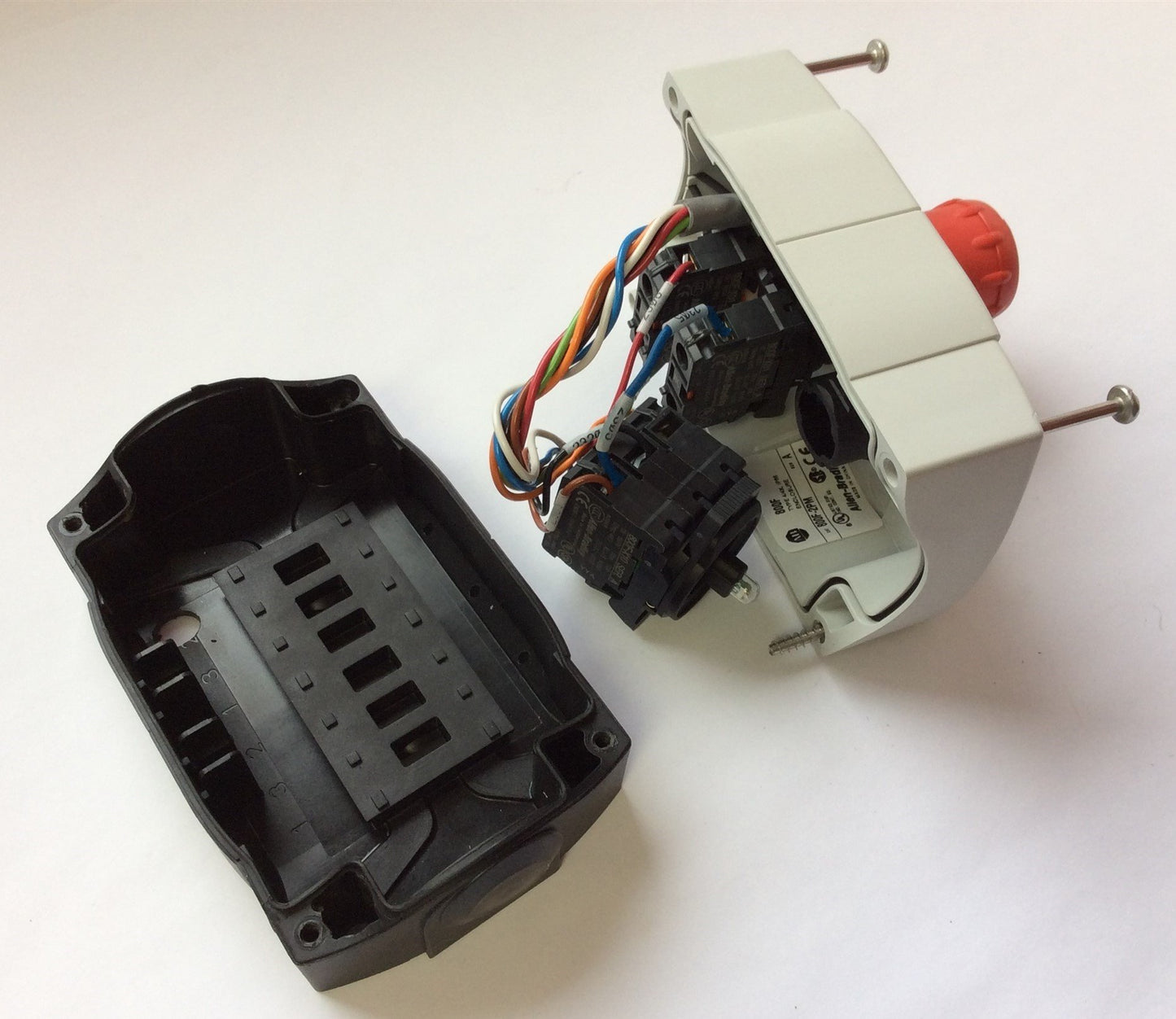 Used Allen Bradley 800F-2PM Enclosure 22 mm w/ Emergency Stop Blue Lighted Pushbutton