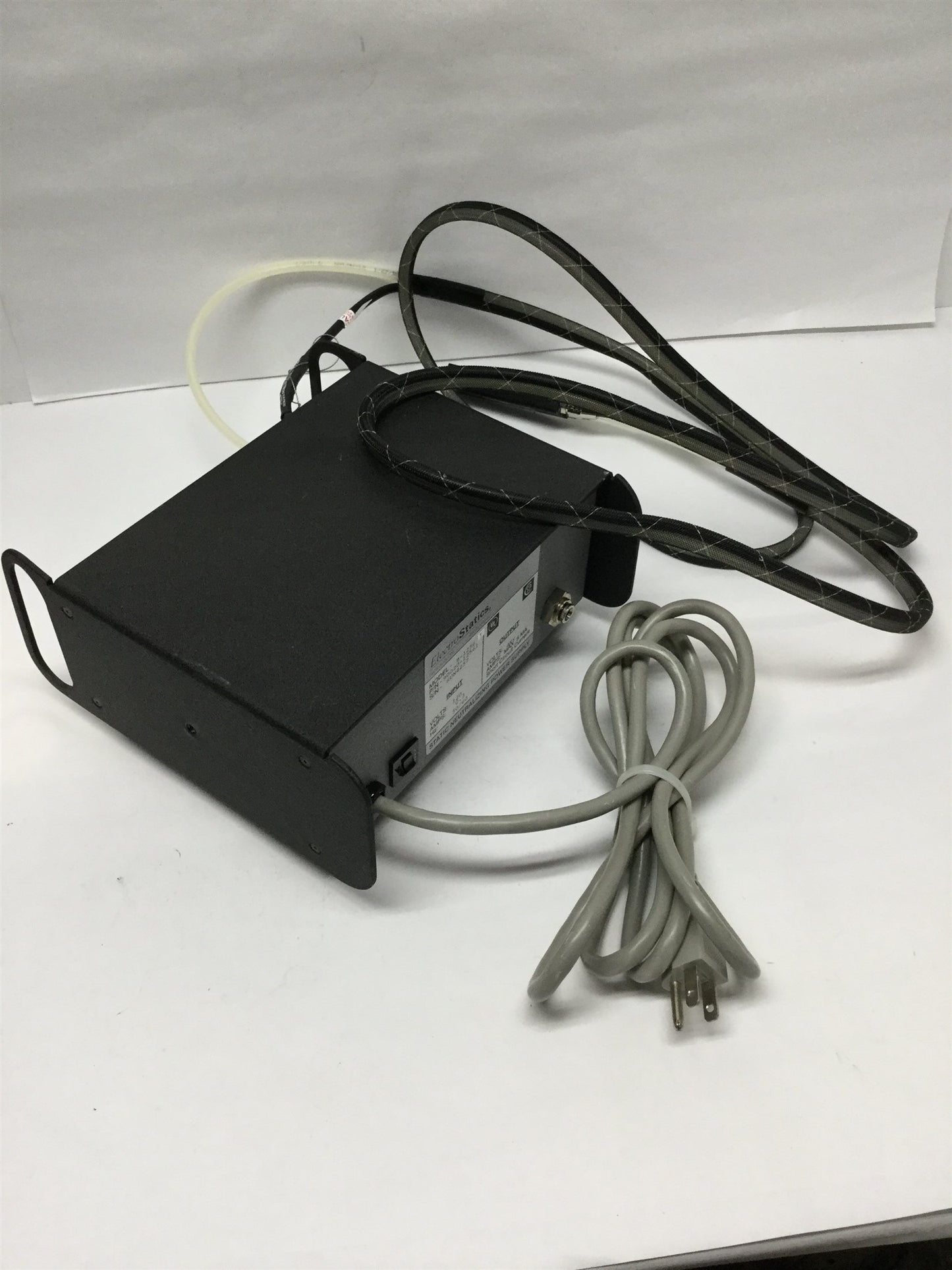 Used ElectroStatics B-1256 Static Neutralizing Equal Ion 4kV Power Supply Unit Nozzle