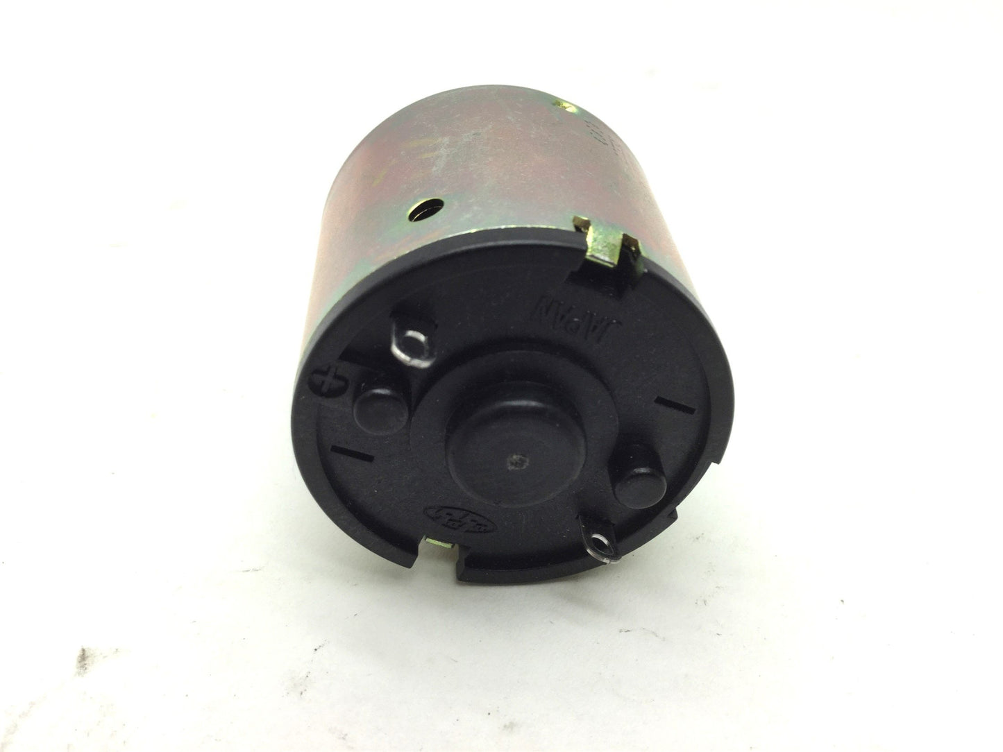 New Patlite M02201022-112F1 Motor, Voltage: 12VDC, 2300RPM, Torque: 1.47 mN*m