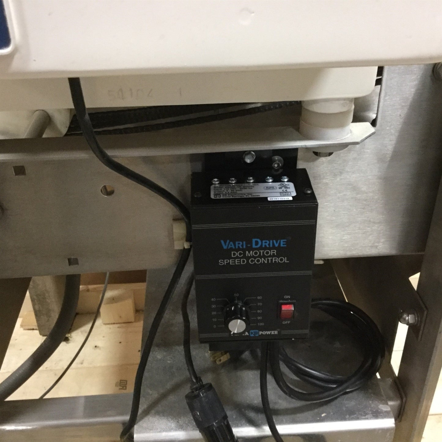 Used Goring Kerr DSP1 Metal Detector, Opening: 6" x 4", Conveyor Length: 29"