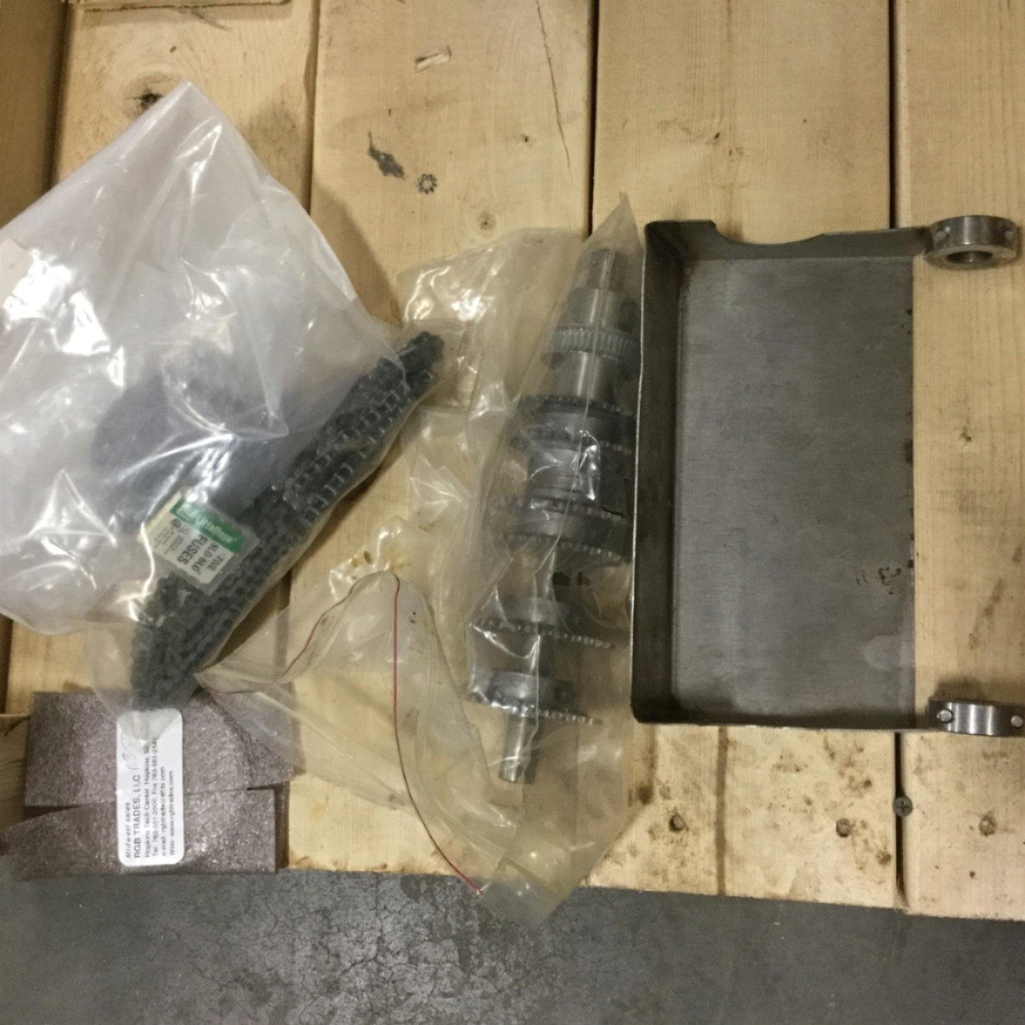 Used Goring Kerr DSP1 Metal Detector, Opening: 6" x 4", Conveyor Length: 29"