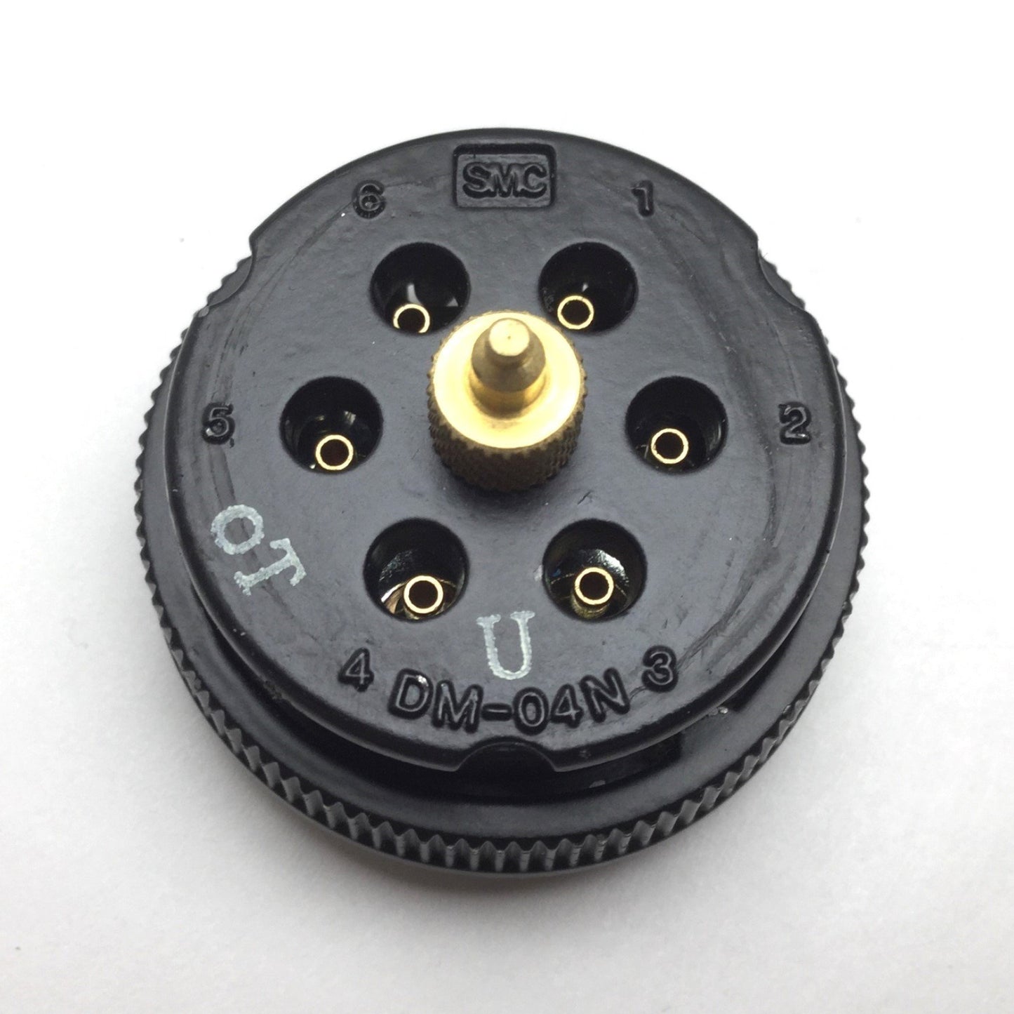 Used Lot of 2 SMC DM-04N Circular Male Multi-Connectors, Connecting Tubes: 6, OD: 4mm