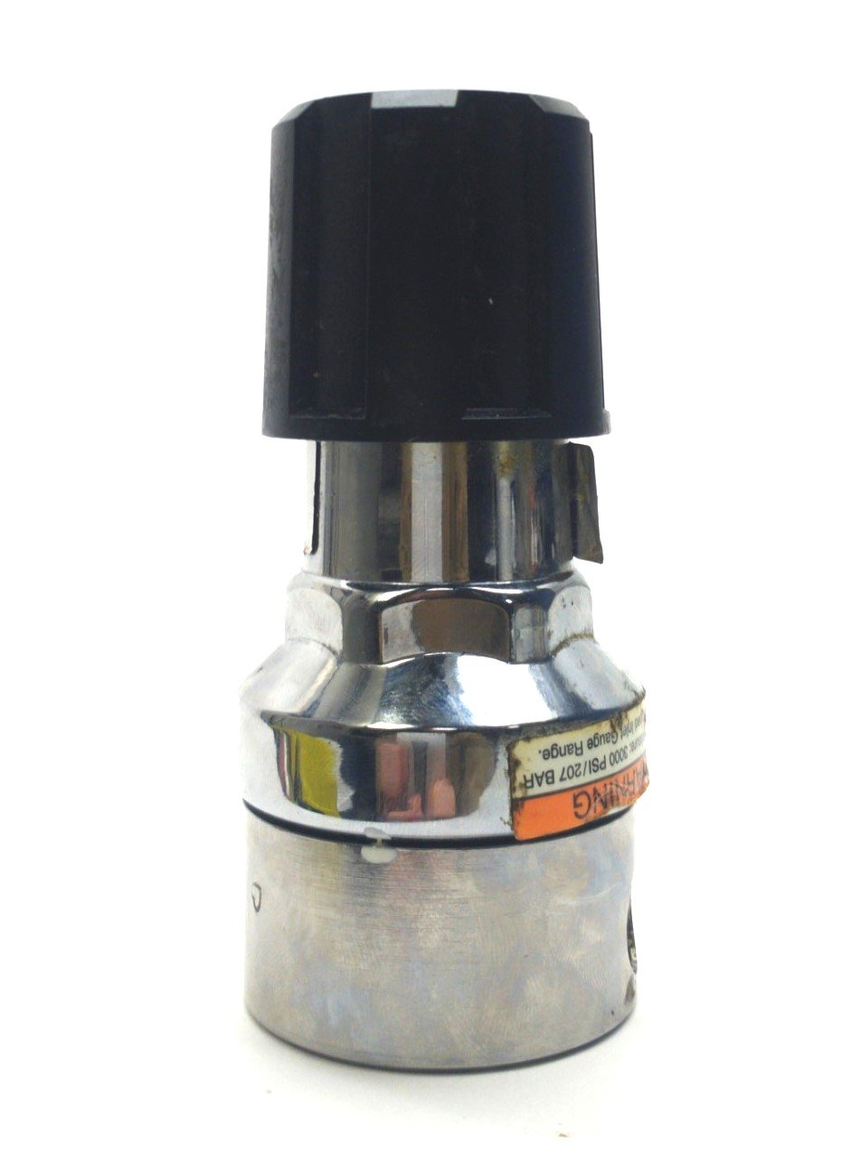 Used Concoa 3044001-84-000 304 Series Gas Regulator Valve, 0-250PSI, 1/4"NPT, 316L SS