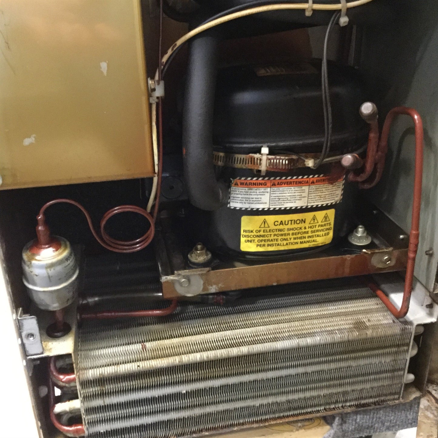 Used McLean CR29-0216-G036H Air Conditioner, Voltage: 115VAC, 2000 / 2200 BTU