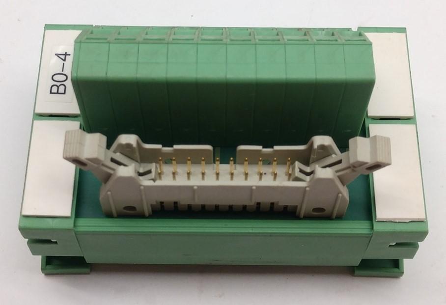 Used Phoenix Contact UM 45-FLK20/ZFKDS - 2293543 Module Terminal Interface, 20-Pin