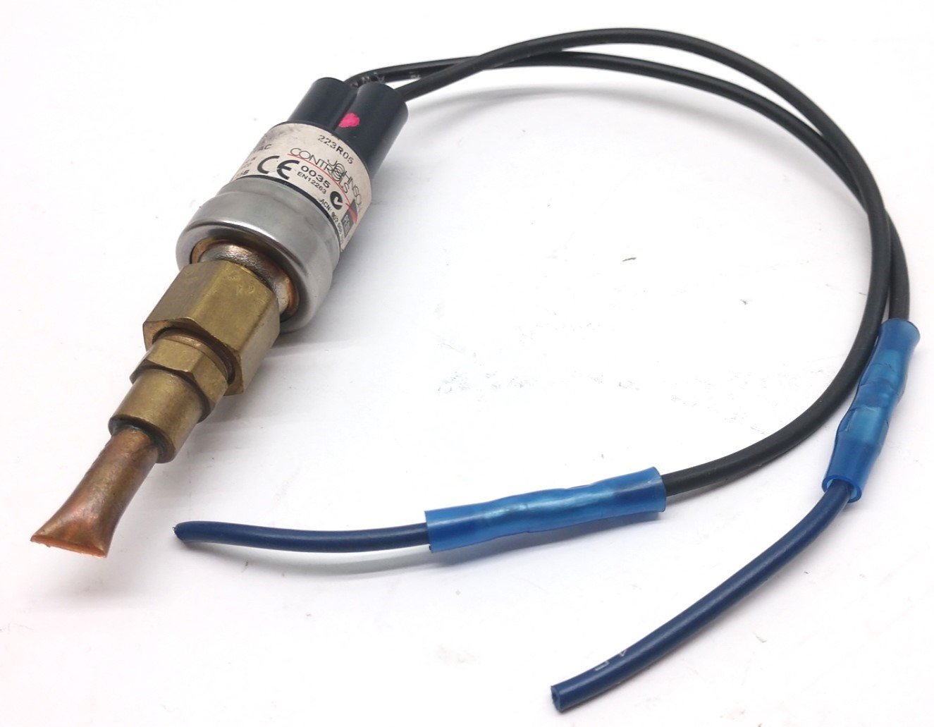 Used Johnson Controls P100CP-2 Pressure Control Switch, 6A, 240VAC, Flying Leads