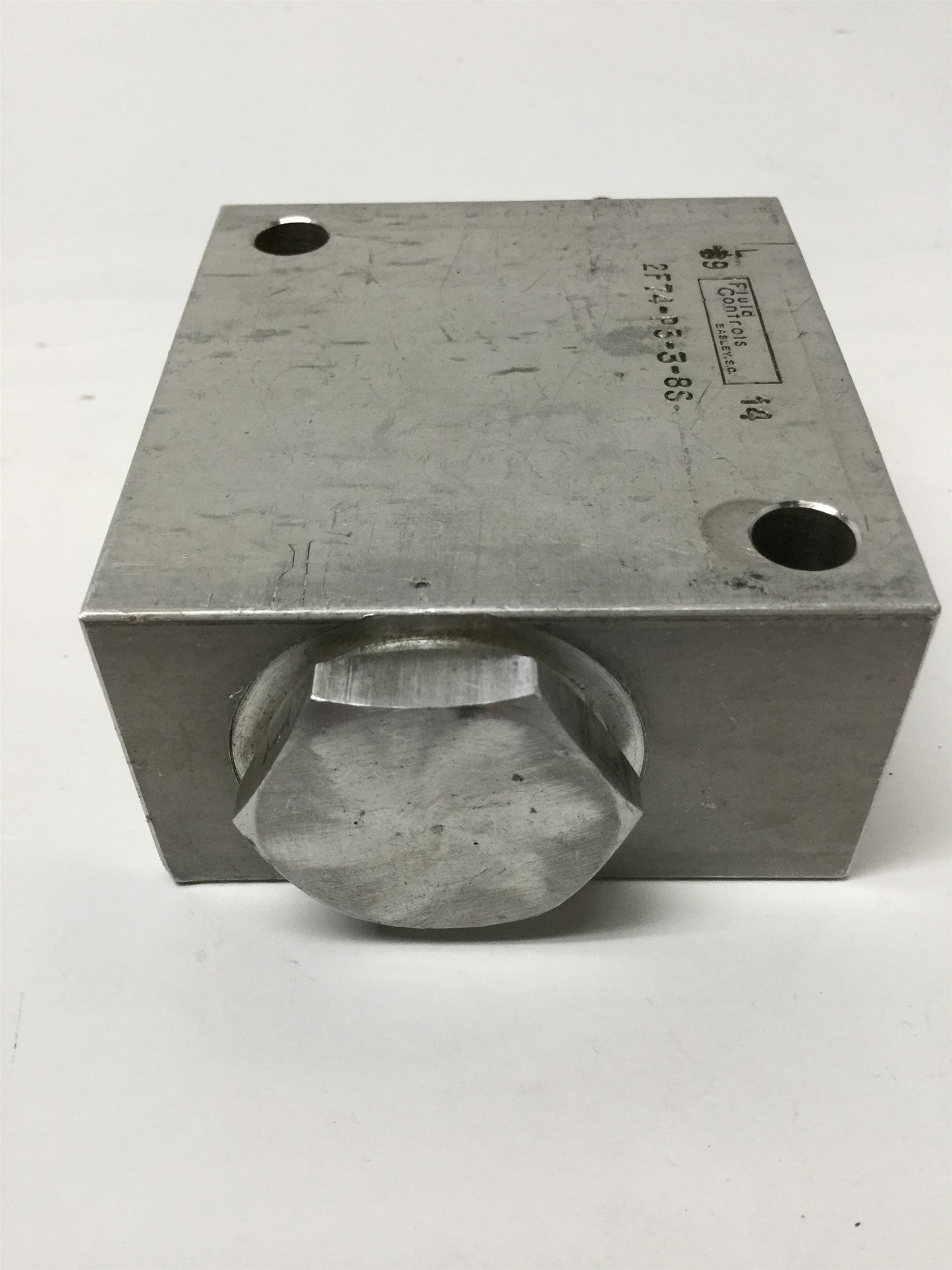 Used Comatrol 2F74-P3-3-8S Cartridge Valve Pressure Compensated Fluid Control 3/8"NPT