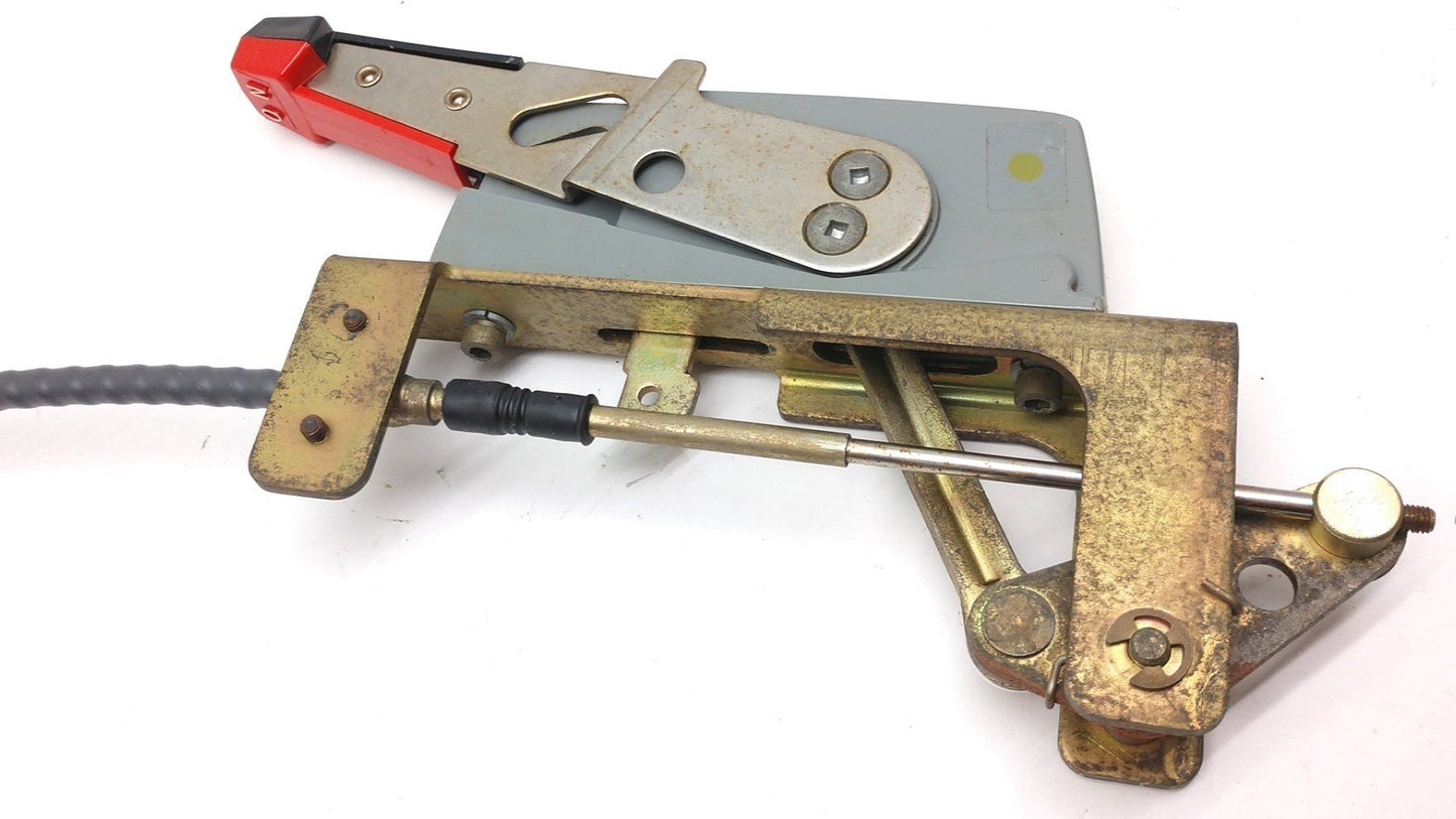 Used Siemens ED22B020 Circuit Breaker On/Off Disconnect Operating Lever 240VAC/250VDC