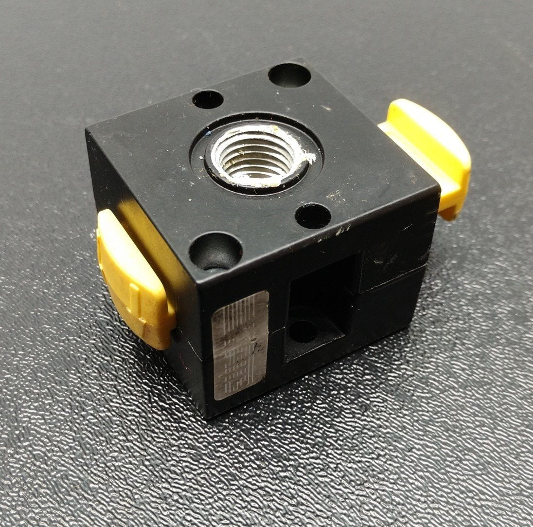 Used Parker Watts 6V35-02 Pneumatic Shut Off Valve, 1/4" NPT, 300PSI 20bar, 120°F Max