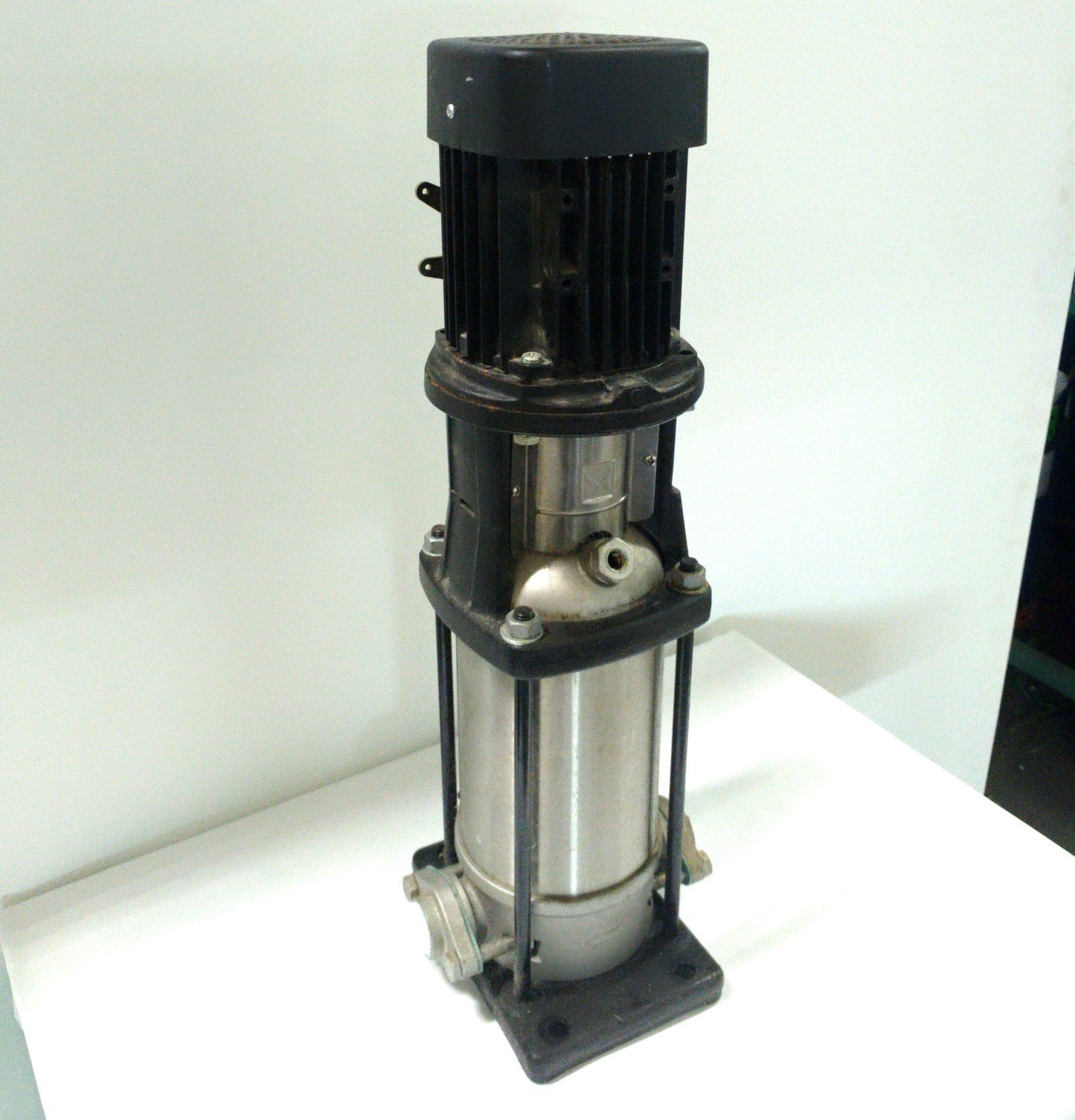 Used Grundfos CRIE 1S-12 Centrifugal Pump 4GPM 1"NPT w/ ML71BA Motor 3/4HP 220/440VAC