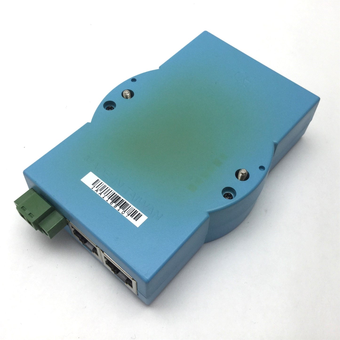 Used Advantech ADAM-6520 5-Port Industrial Ethernet Switch 10/100Mbps RJ-45, 10-30VDC