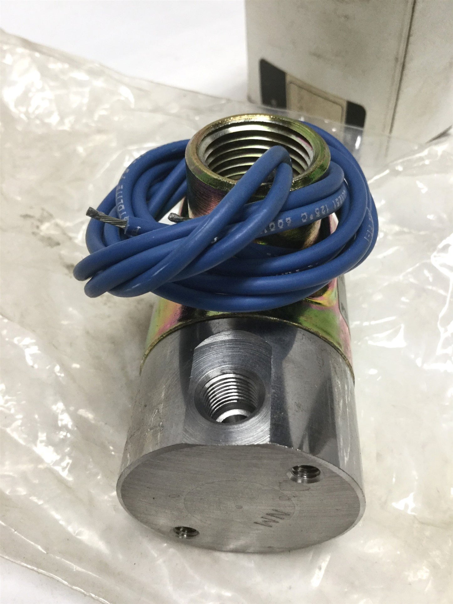 New – Open box Versa ESM-8202-44-3TC-14 Three Way Multi Purpose Solenoid Valve, 120VAC, 100psi