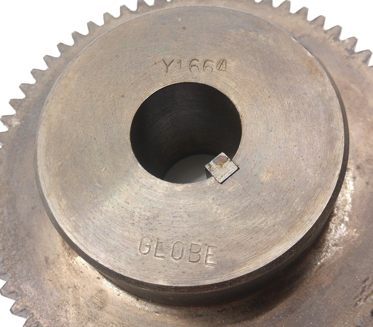 Used Globe Y1664 Gear, Shaft Diameter: 7/8" Diameter: 4-1/8" 64 Teeth 3/4" Gear Width