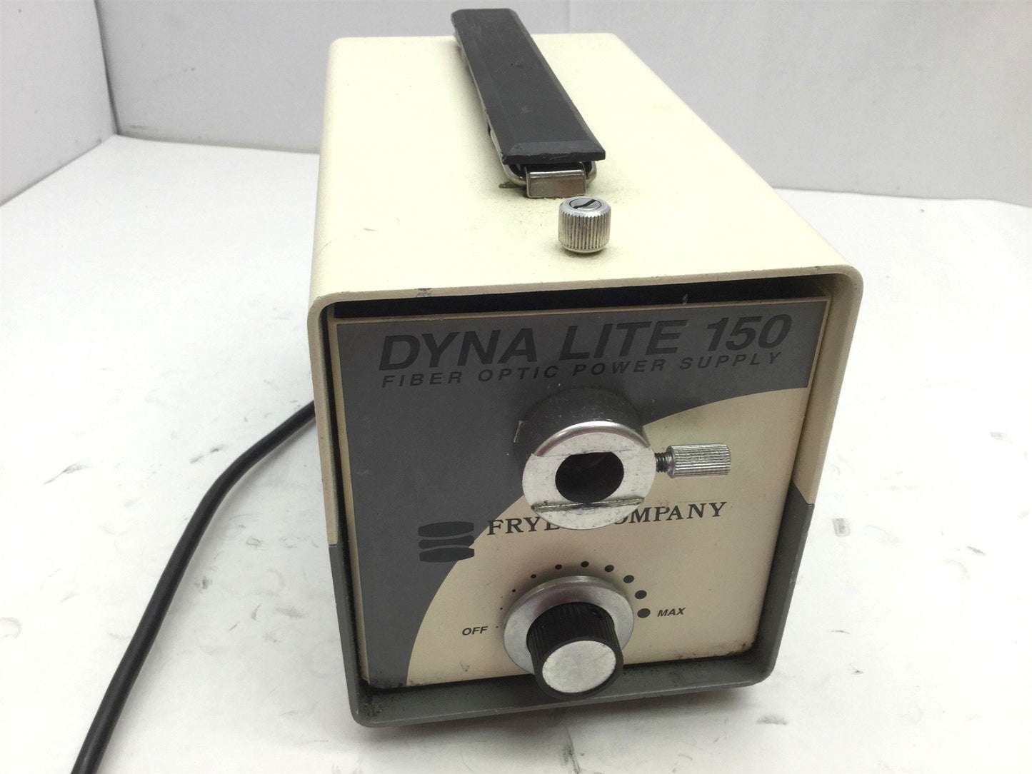 Used Fryer Company DL-150 Dyna-Lite Fiber Optic Light Source 115VAC, 150W 21V EKE