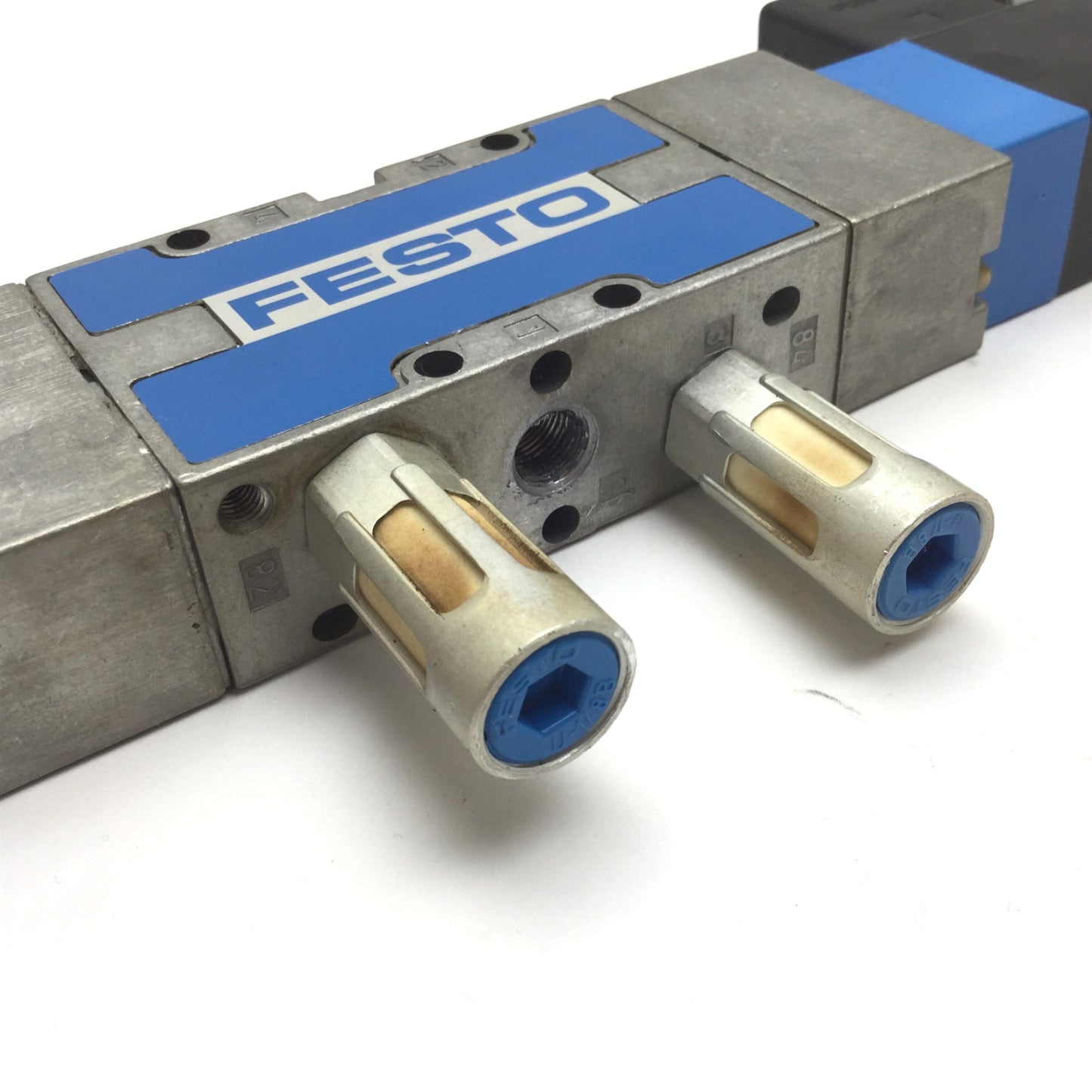 Used Festo MVH-5/3G-1/8-B Solenoid Valve, 3-Position 5-Port, Voltage: 20.4-26.4VDC