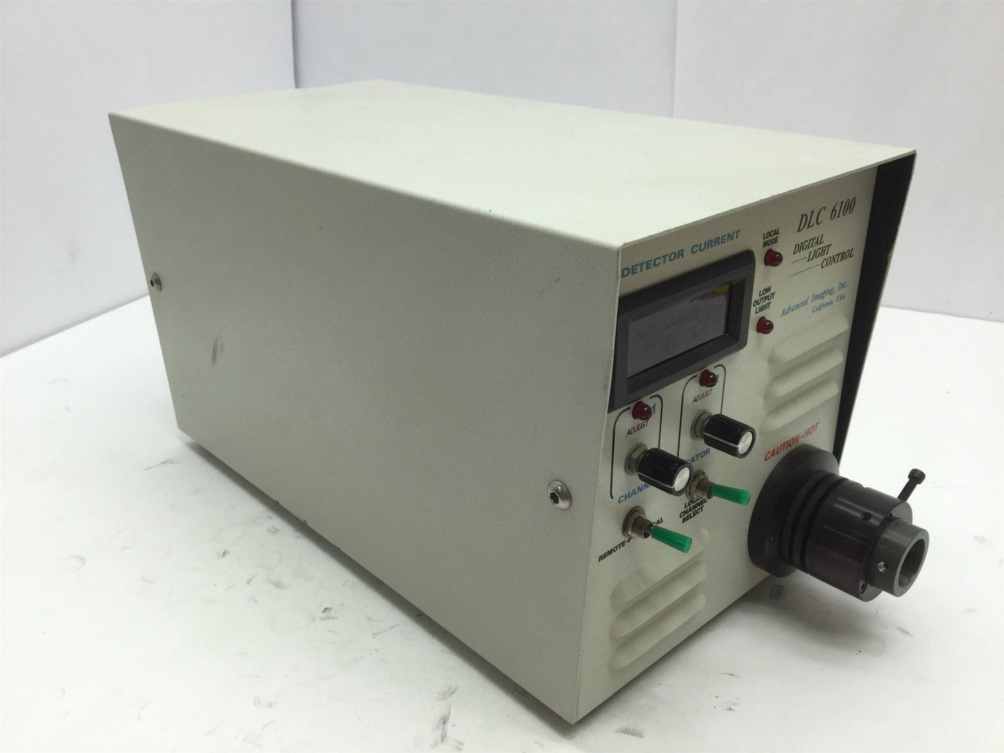 Used Advanced Imaging DLC-6100 Fiber Optic Light Source Current LCD, 18mm Out, 115VAC