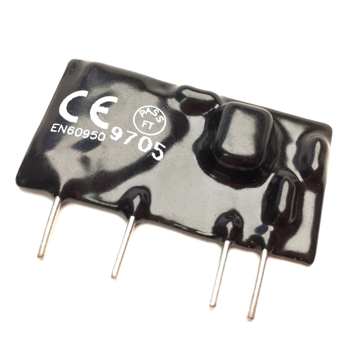 New – Open box Crydom CXE240D5 Solid State Relay 15-32VDC Input 240VAC 5A Load Rating PCB Mount