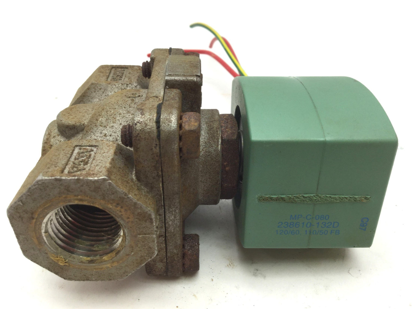 Used Asco 8210G87 Red Hat II Solenoid Valve, Ports: 0.5" NPT, Voltage: 120VAC, 17.1