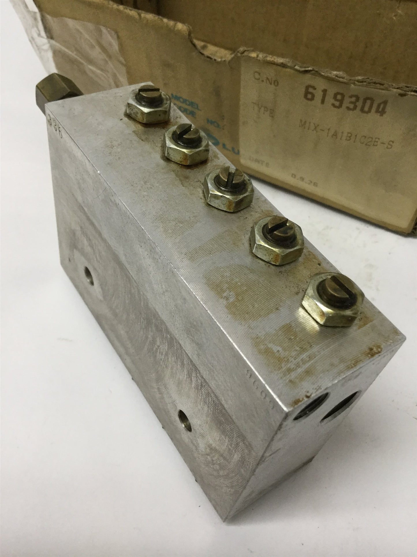 Used Mazak G77LA000380 Lube Mixing Valve Block CNC Machine Part (.01,.03,.05,.2,.2,)