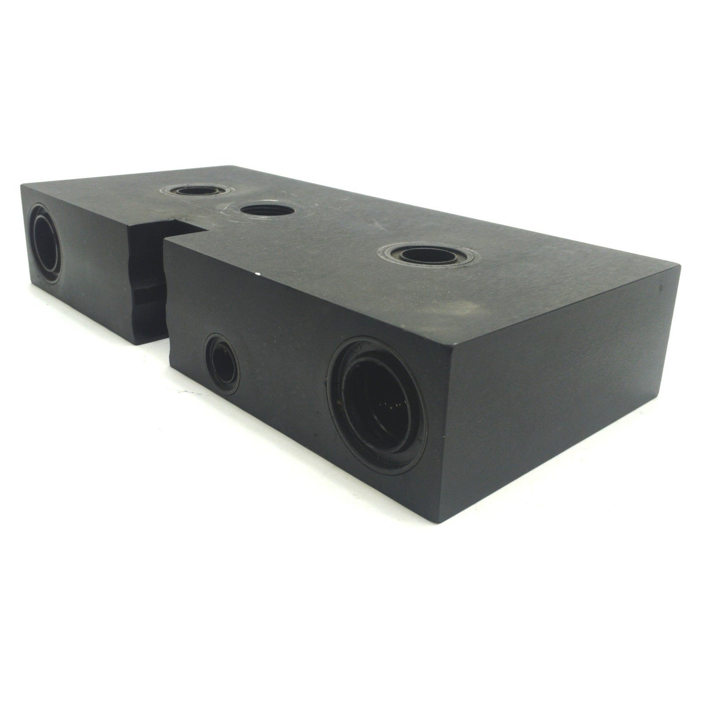 Used 2-Axis Linear Ball Bearing Block, 2 Bearings Per Axis 2x 3/4" 2x 1" 11 x 5 x 2"