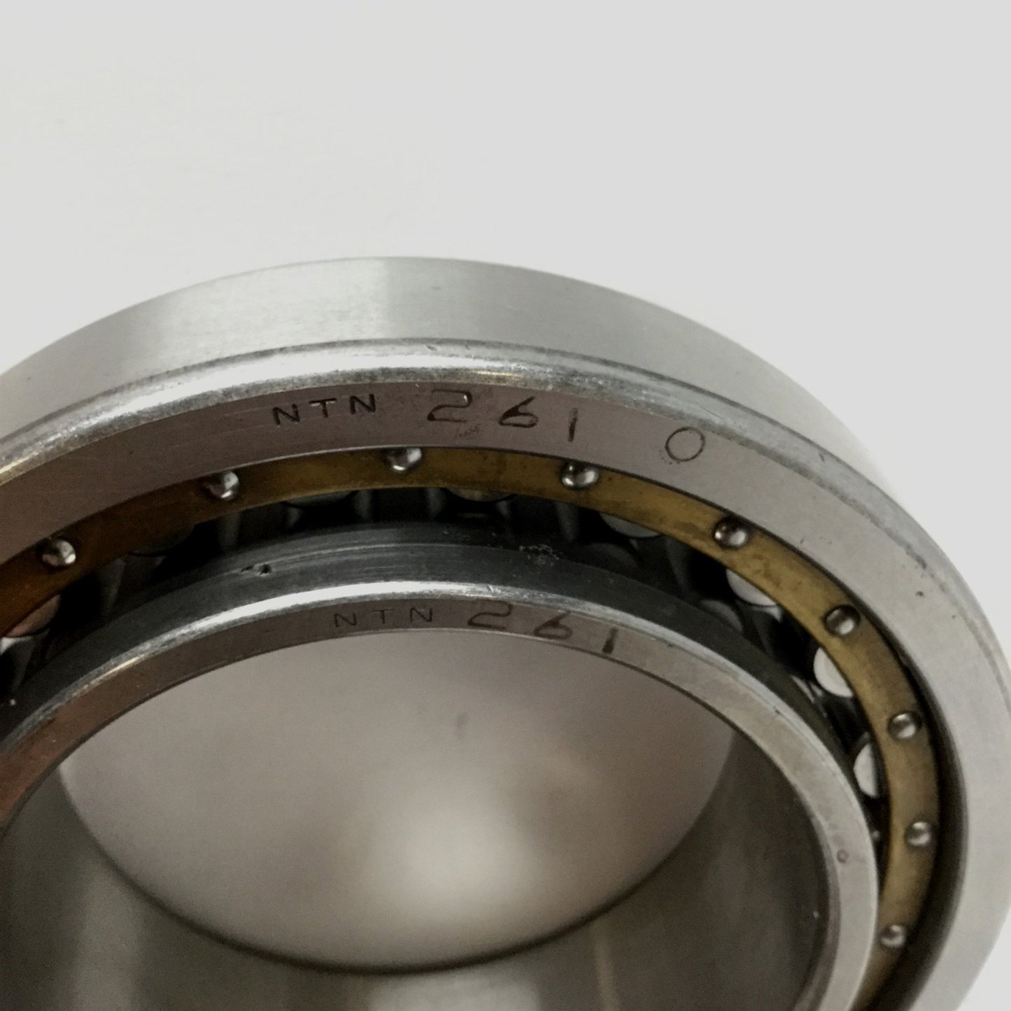 Used NTN RNU1245C2NAP5 Radial Cylindrical Super Roller Bearing 60mm x 95mm x 28mm