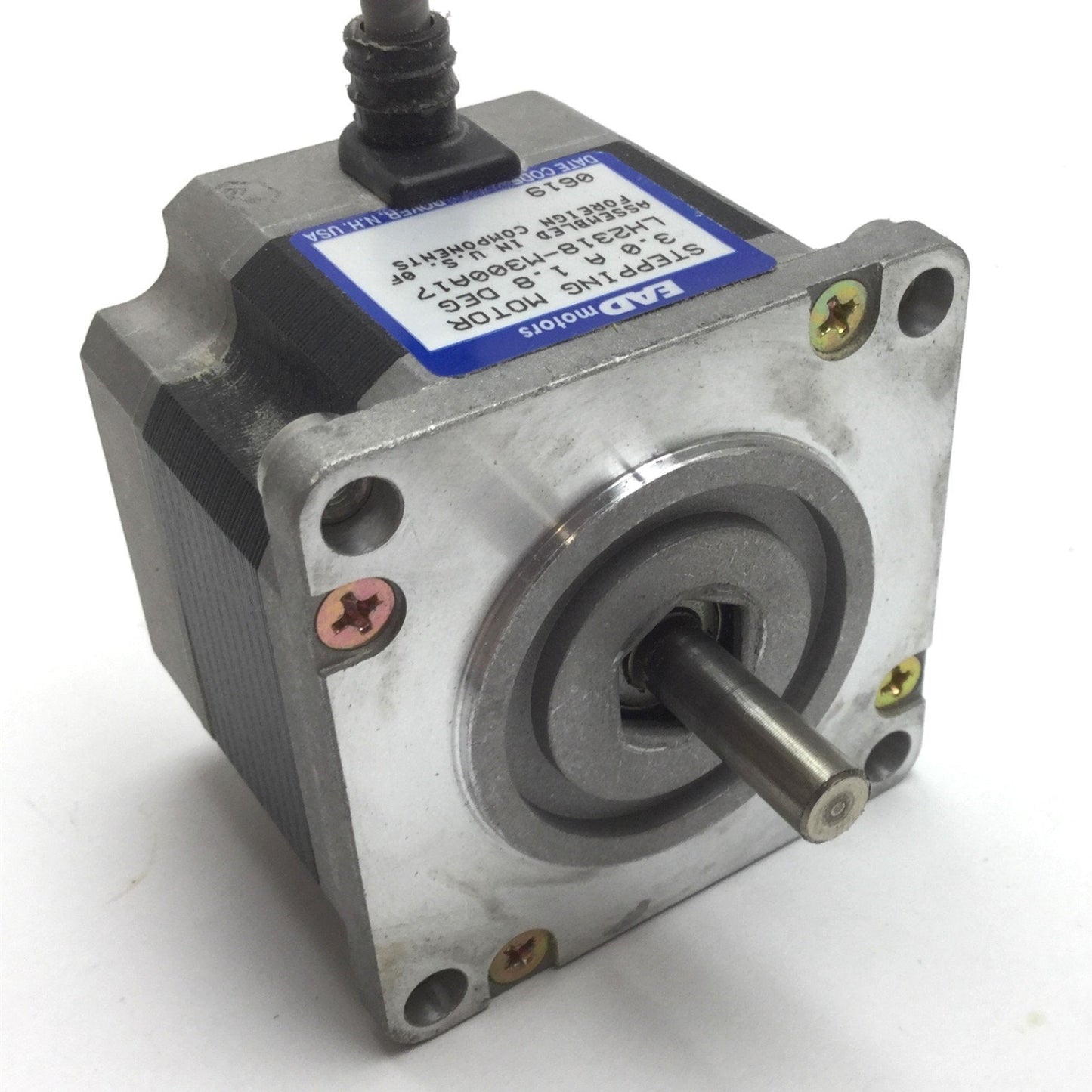 Used EAD LH2318-M300A17 Stepping Motor, Current: 3A, 1.8 Degrees/Step, Shaft: 0.25"