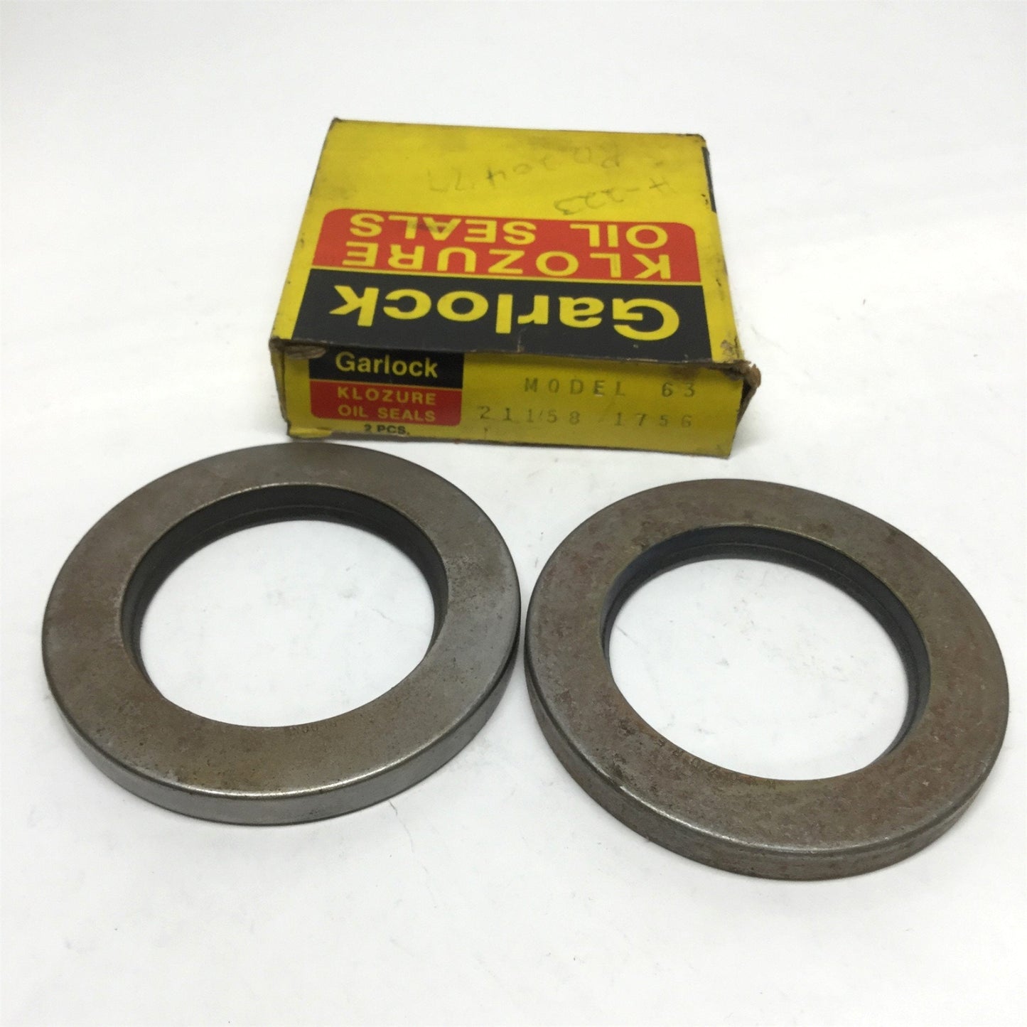 New – Open box Lot of 2 Garlock 63X1756 Klozure Oil Shaft Seal 2.438" Bore x 3.75" OD x 0.375"W