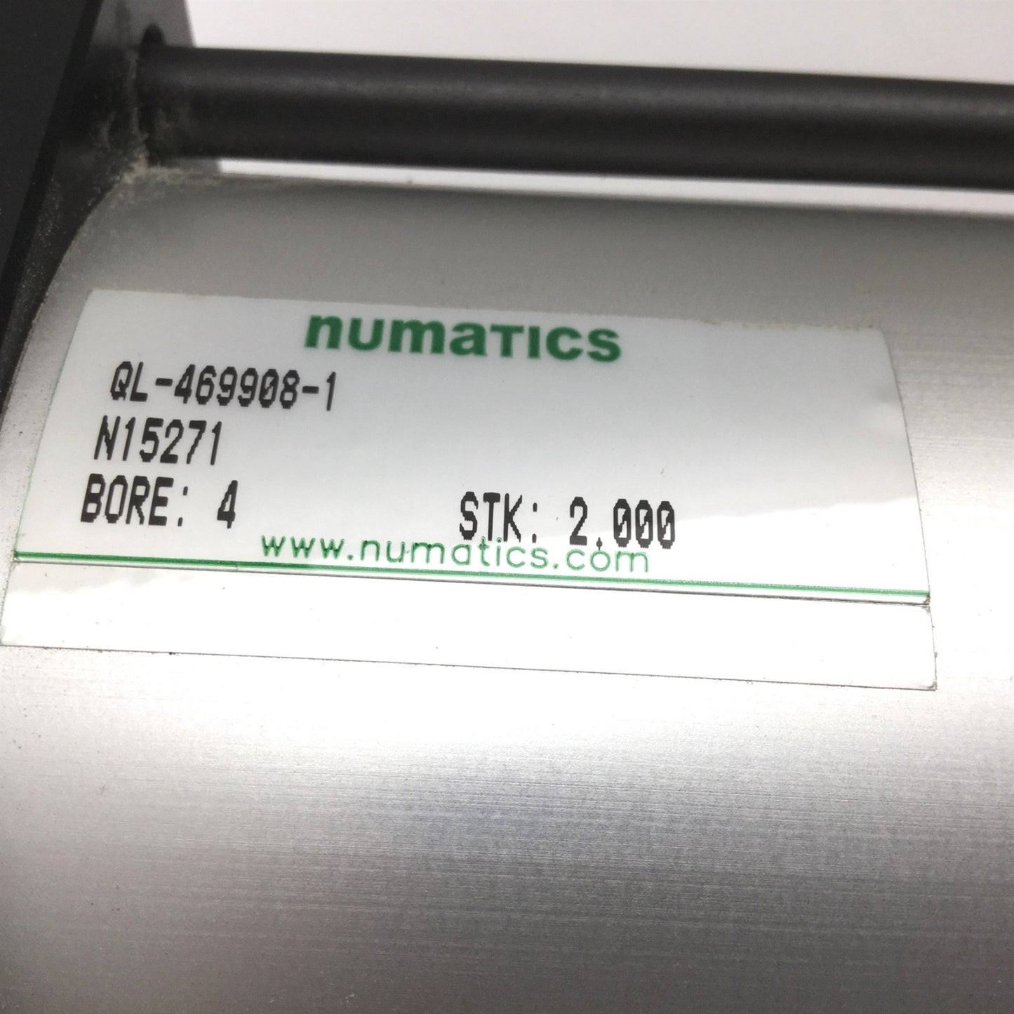 Used Numatics QL-469908-1 N15271 Pneumatic Cylinder, Bore: 4", Stroke: 2", 1/8" NPT