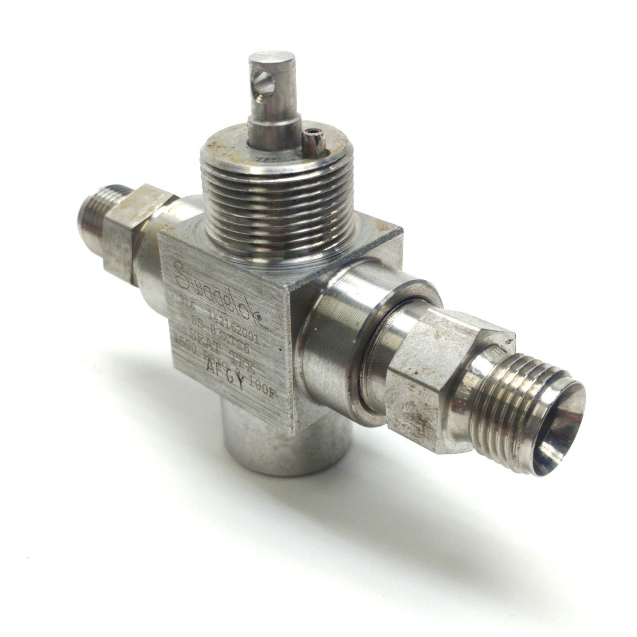 Used Swagelok SS-83XTS6 3-Way Ball Valve 1500PSI Ports: 2x 3/8" Hose 1/4"NPT 316 SS