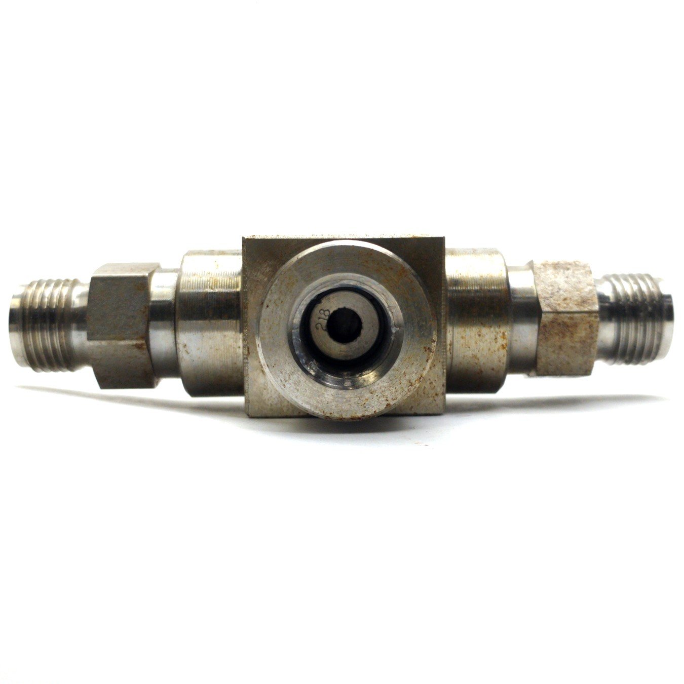 Used Swagelok SS-83XTS6-51DDM 3-Way Ball Valve, 1500PSI, 2x 3/8" Hose 1/4"NPT, 316 SS