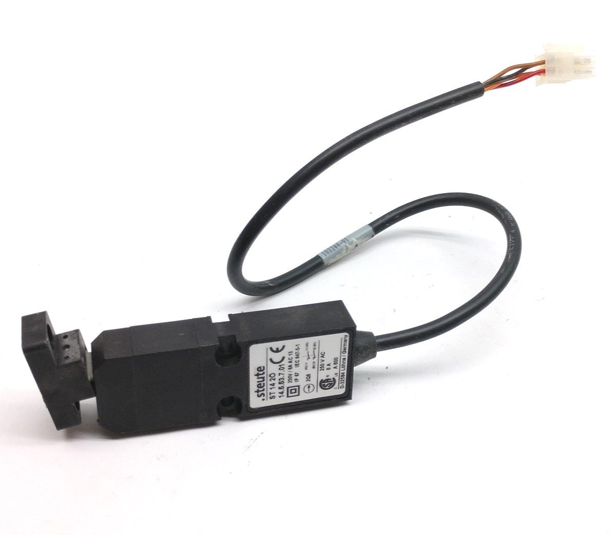 Used Schmersal ST 14 2Ö Break Safety Switch W/ Key, 2NC Contacts, Voltage: 250VAC