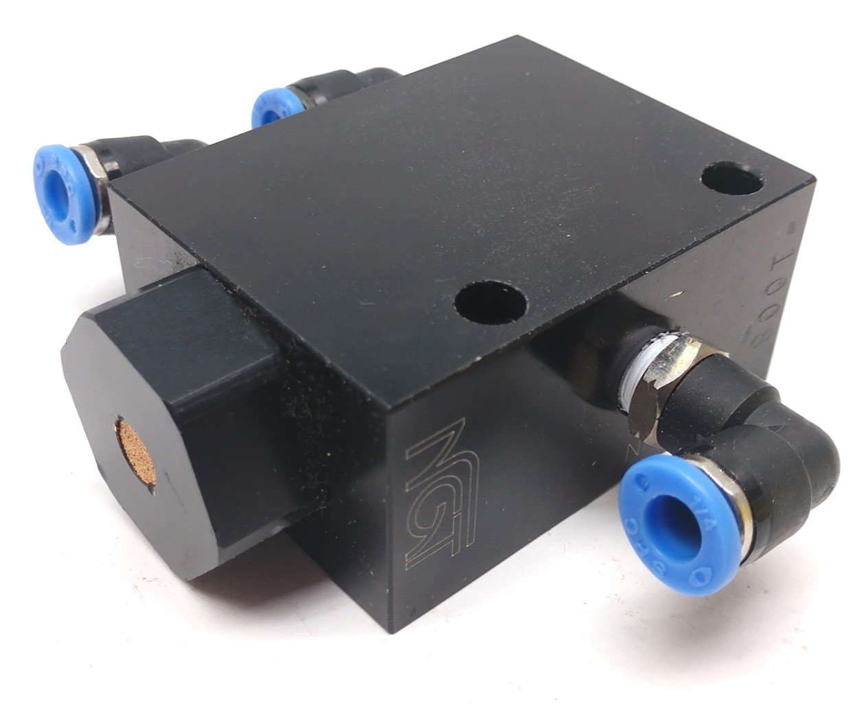 Used NGT B2M00 Pilot Operated Check Valve, Ports: 1/8" NPT, Pressure Rating: 120psi